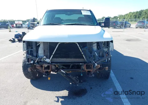 2002 Chevrolet Silverado 2500Hd Lt из США, поврежденный, VIN 1GCHK231X2F195974